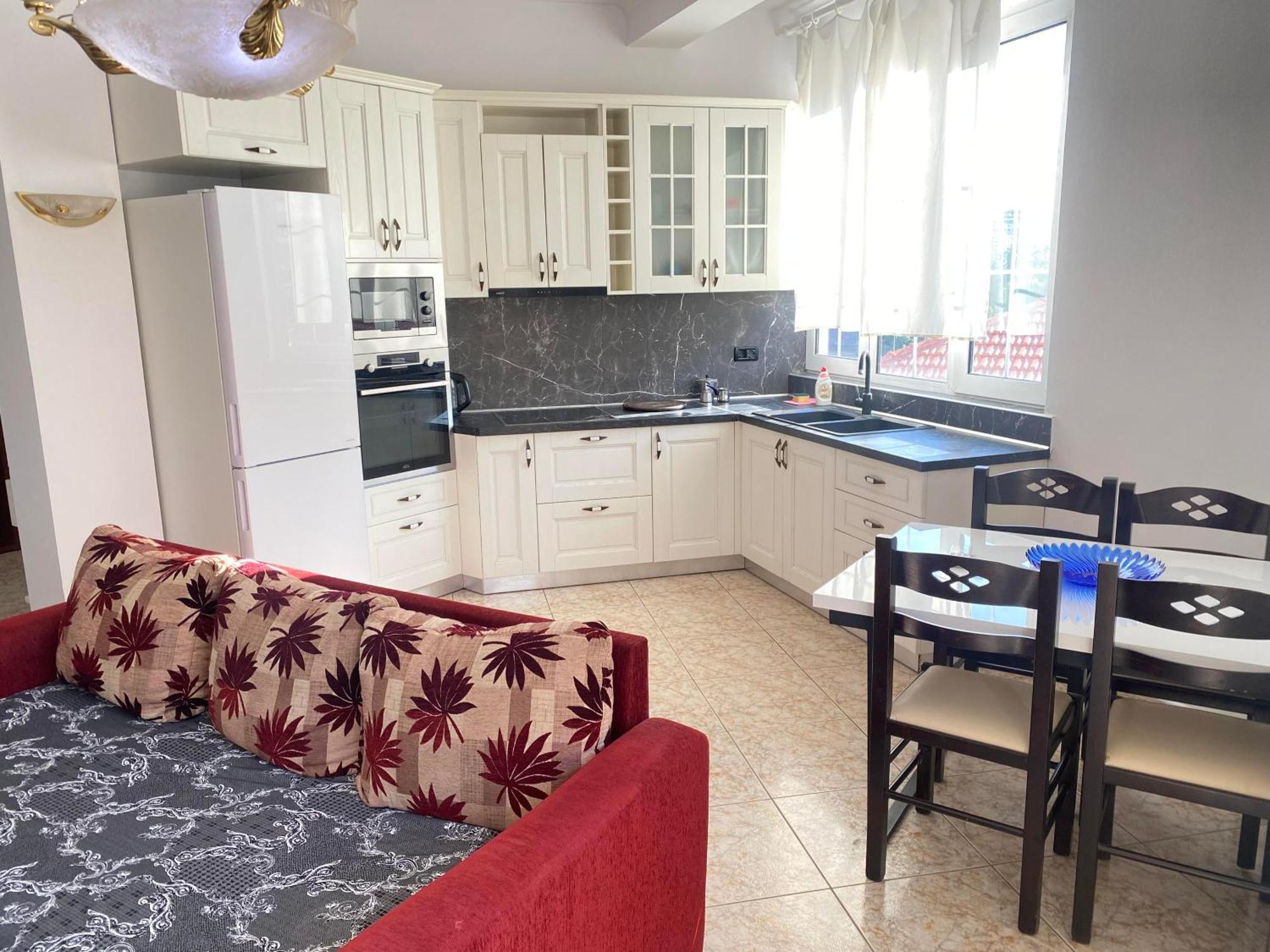 Tirana Apartment White Bagian luar foto
