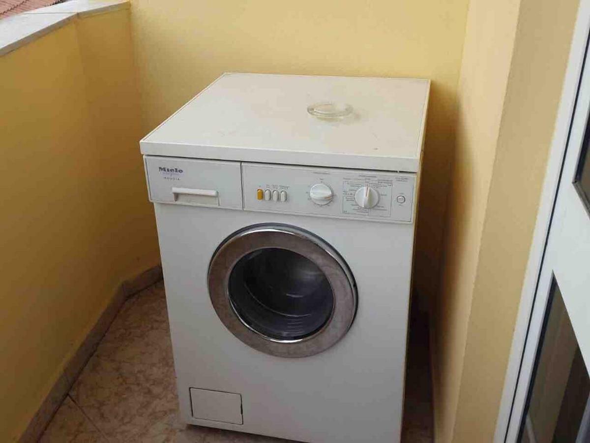 Tirana Apartment White Bagian luar foto