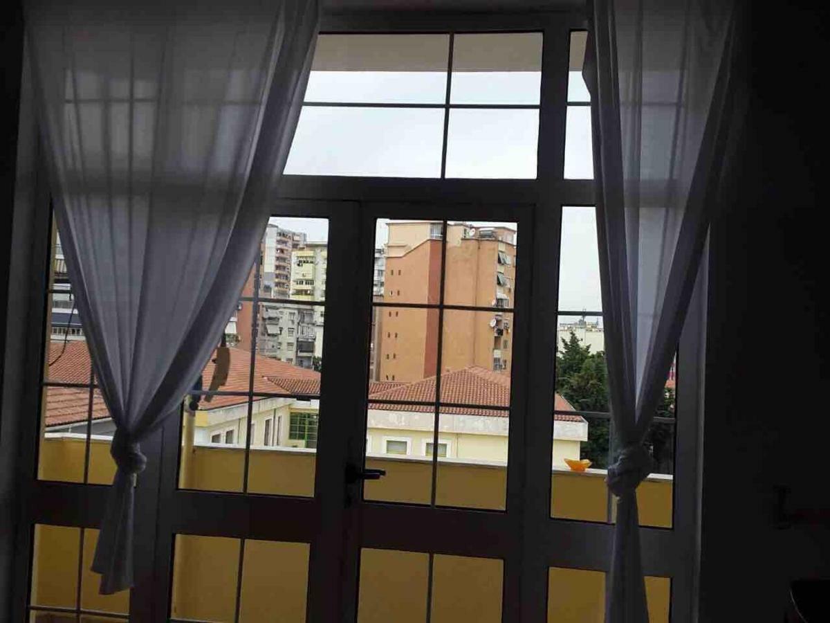 Tirana Apartment White Bagian luar foto